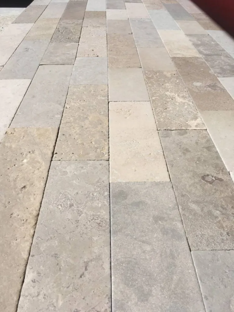 Pierre de Dordogne pour sol intérieur et sol extérieur livraison à Vaison-La-Romaine