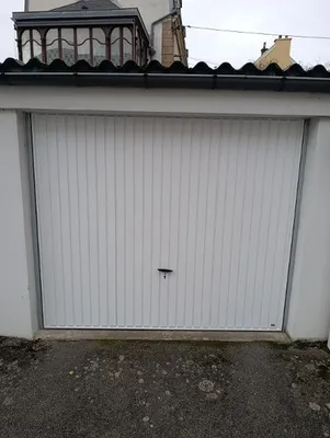 Porte de garage basculante Novoferm à Dijon