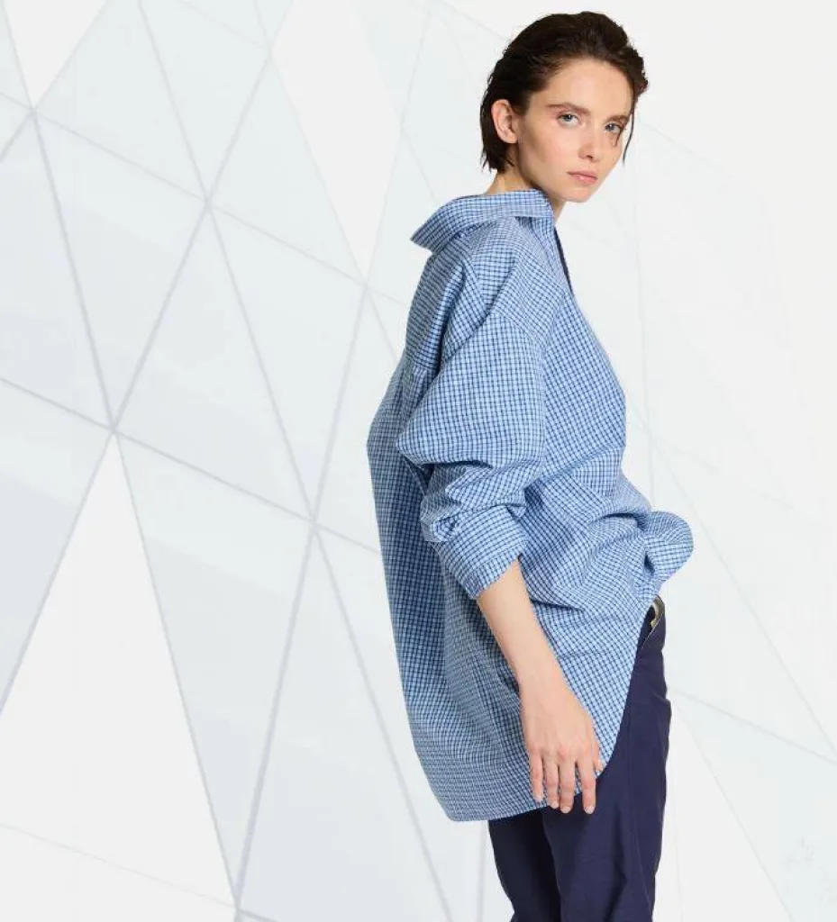 Collection Lis Lareida, un look pointu pour une femme qui aime les lignes épurées.