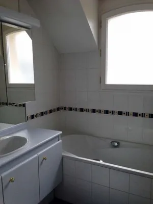 Gran casa amueblada Villennes-sur-Seine, cerca de la escuela internacional