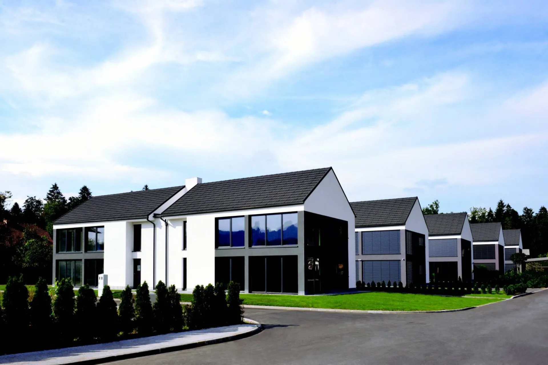 Toitures de tuiles métalliques IKO Metals