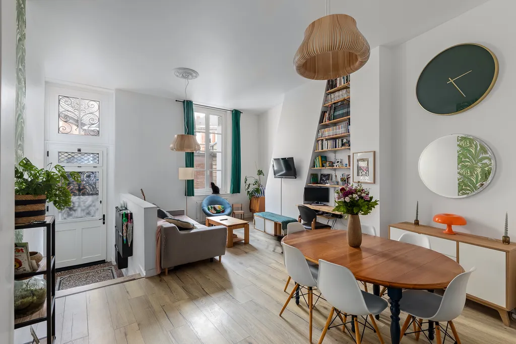 Appartement présentant l'apparence d'une maison de ville