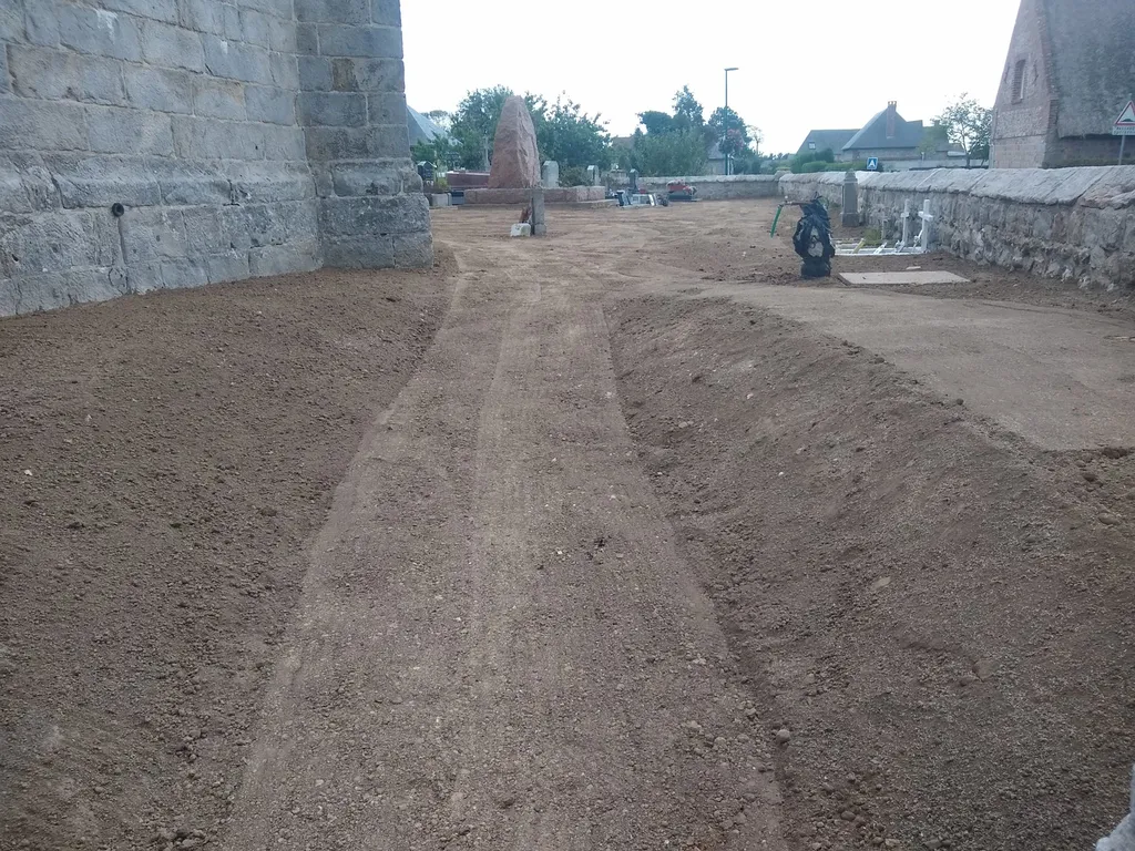 Végétalisation du cimetière de Conteville (76186)