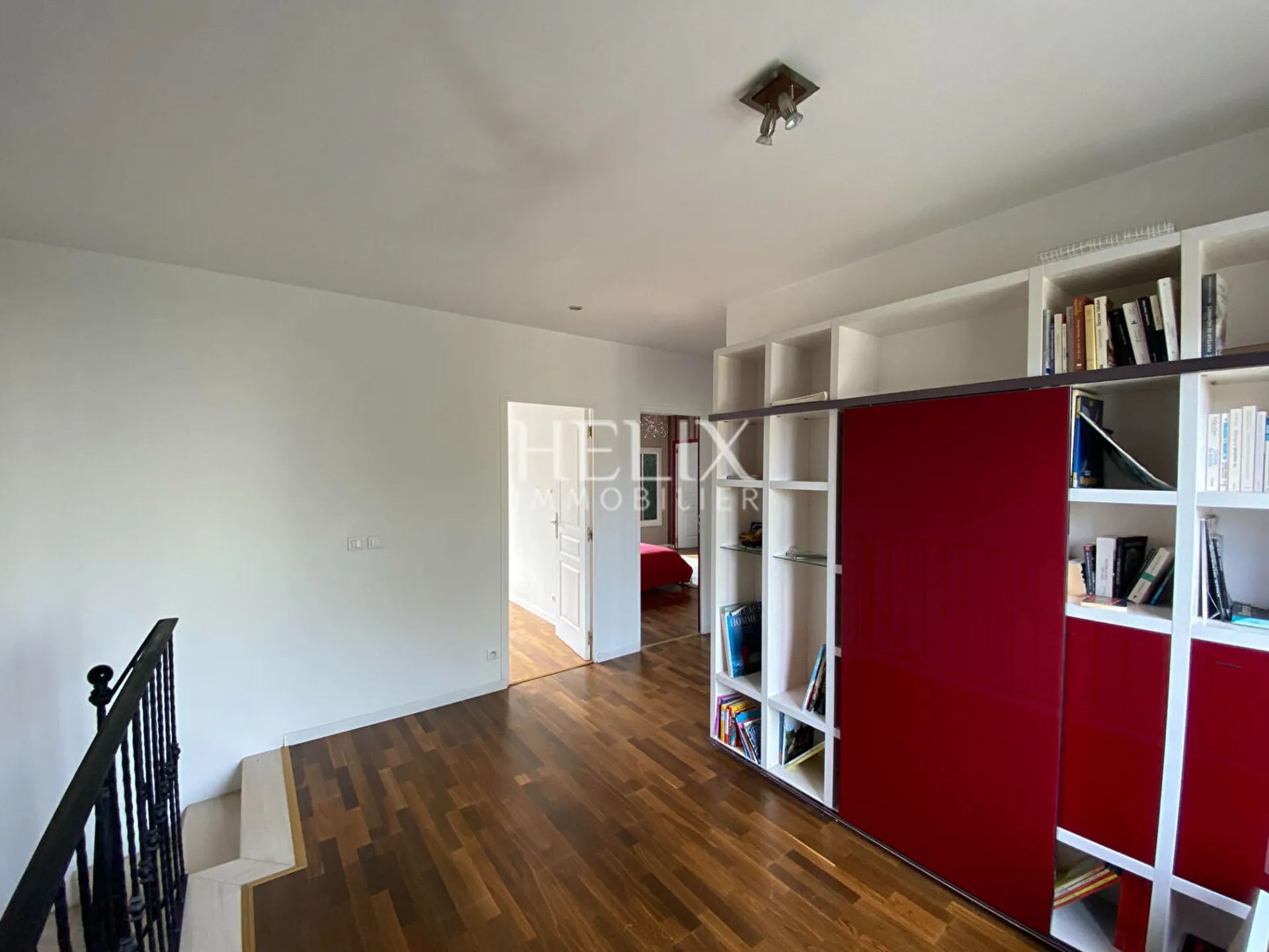 Chatou grande maison 4 ou 5 chambres avec suite au RDC et cave