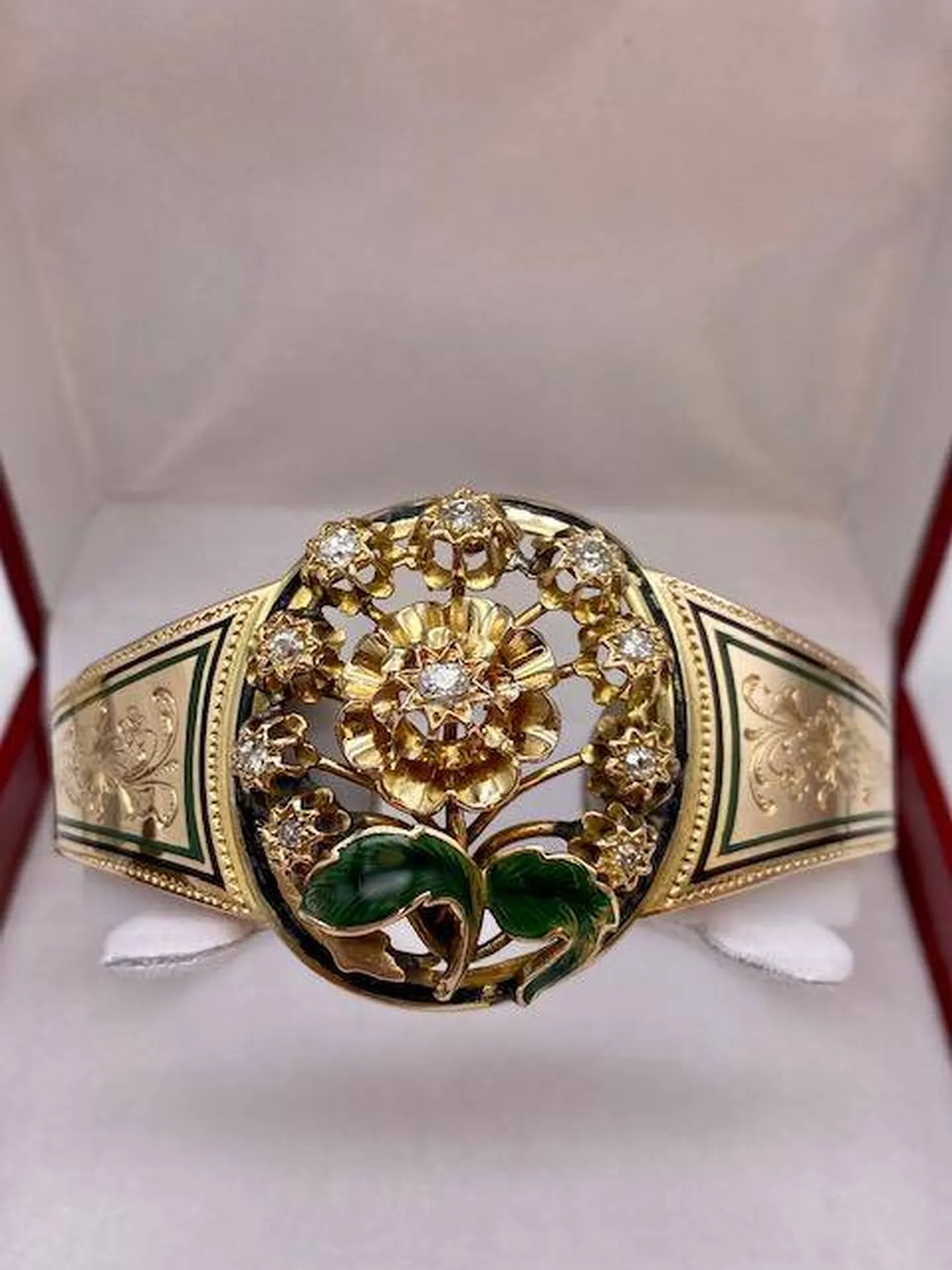 Bracelet jonc vintage or 750/1000ème et diamants art nouveau occasion Or Ligne Bordeaux Bassin d'Arcachon