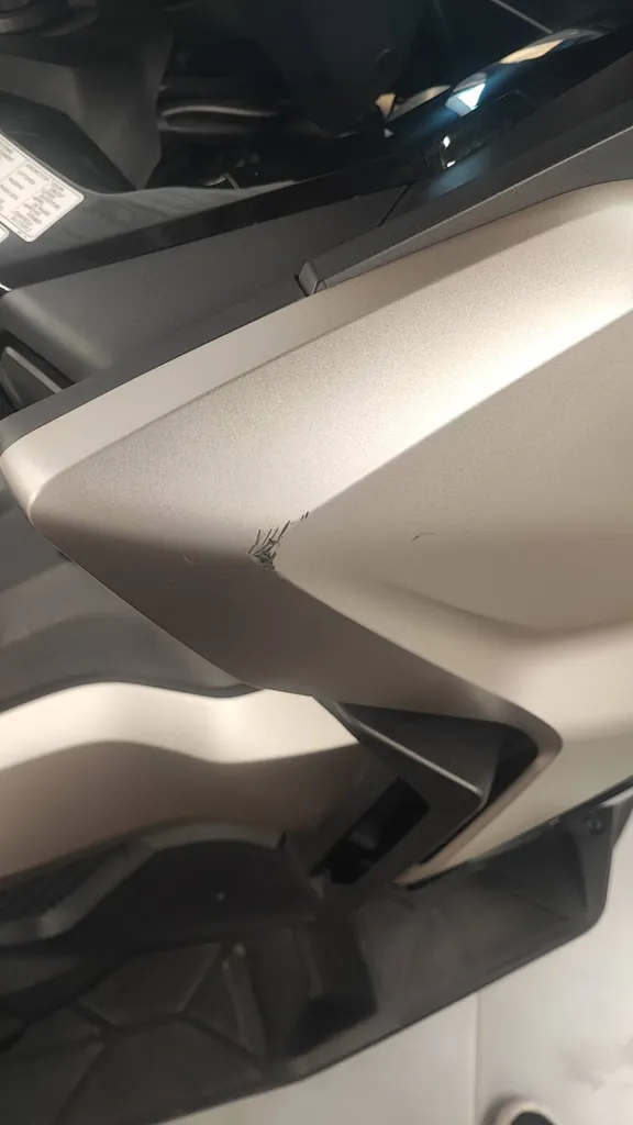 HONDA FORZA 750 DU 01/2025 AVEC 7800 KM