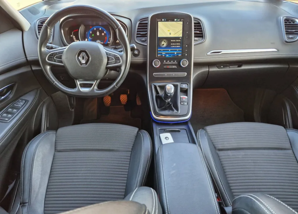 RENAULT SCENIC IV INTENS 1.3 TCE 160 CV A PLAISANCE DU TOUCH PRES DE TOULOUSE