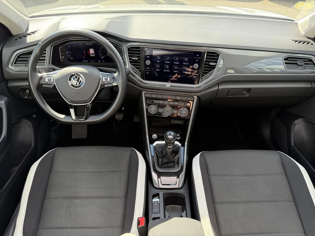 Volkswagen T-Roc occasion diesel 150ch à Rouen : SUV fiable, équipé et garanti en Normandie