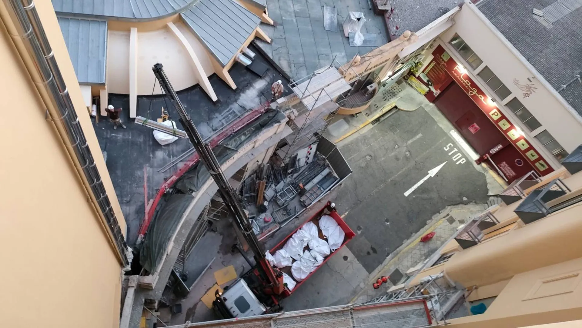 Approvisionnement complexe de graviers pour bande stérile à Nice