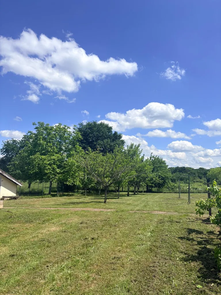 Grand et magnifique terrain à bâtir de 1030 m² sur Lignan de Bordeaux, calme absolu et vue dégagée