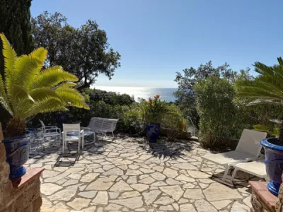 Villa 6 pièce(s) 4 chambre(s) 155 m² Les Issambres (83380)