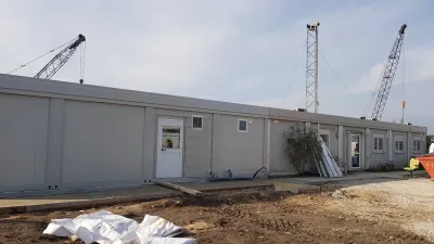 Réalisation d'une extension de bâtiment modulaire existant à usage de bureaux à Fos sur mer