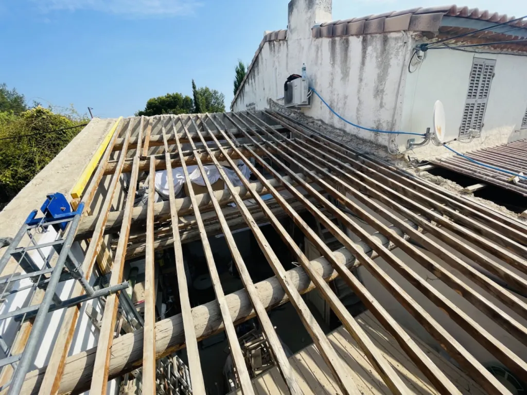 Remplacement d’une toiture de maison sur Martigues près de Marignane
