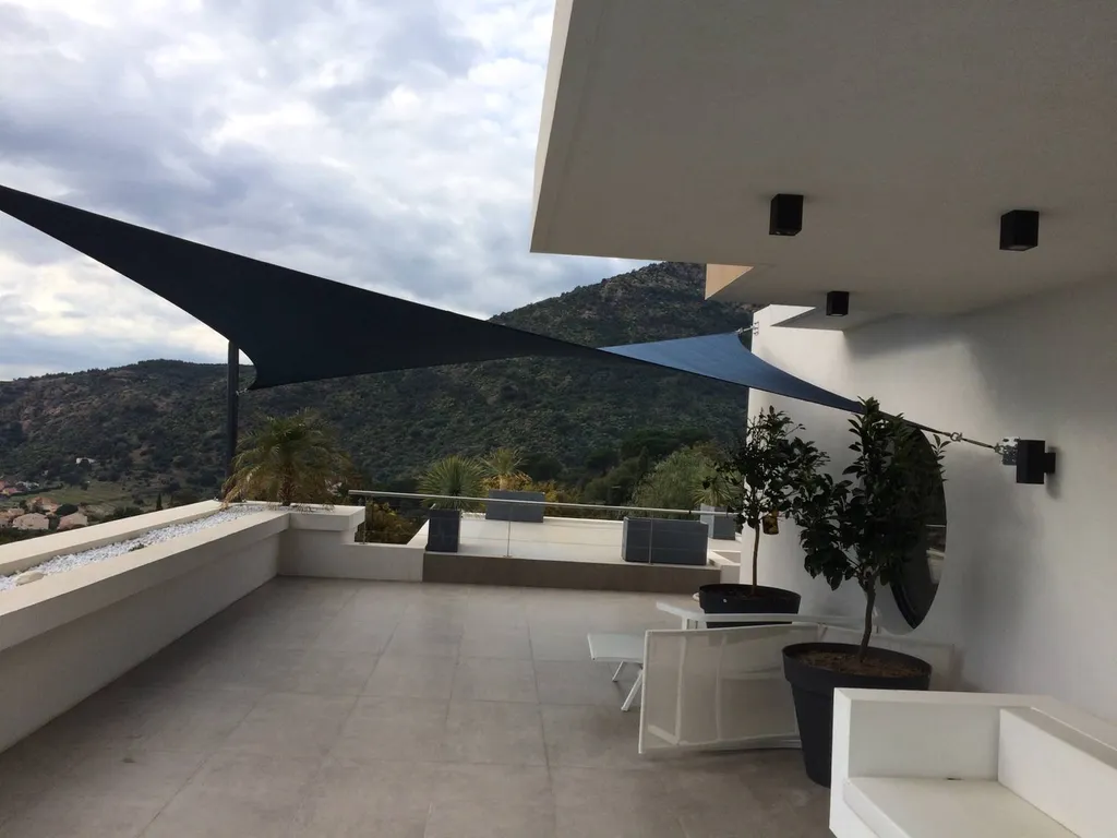Voile d'ombrage sur mesure Saint Raphael 83