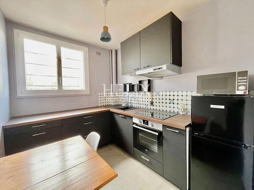 Chatou un charmant appartement de 3 pièces de 71 m2 proche de la gare