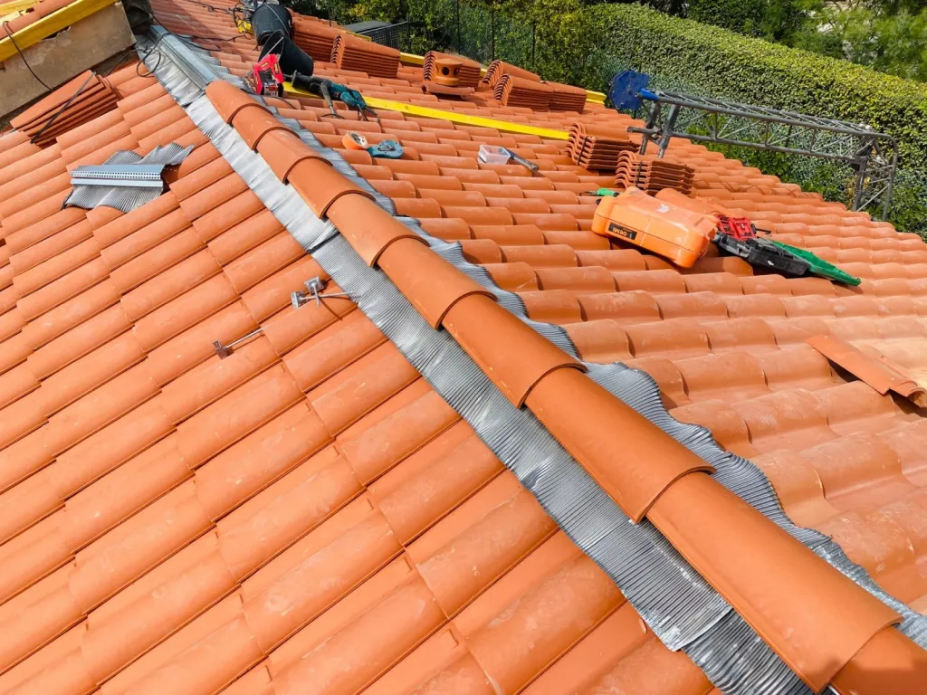 pose faîtage closoir sur aix en provence