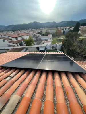 Panneaux photovoltaïques Dmeg Biverre 500 à Château Neuf les Martigues