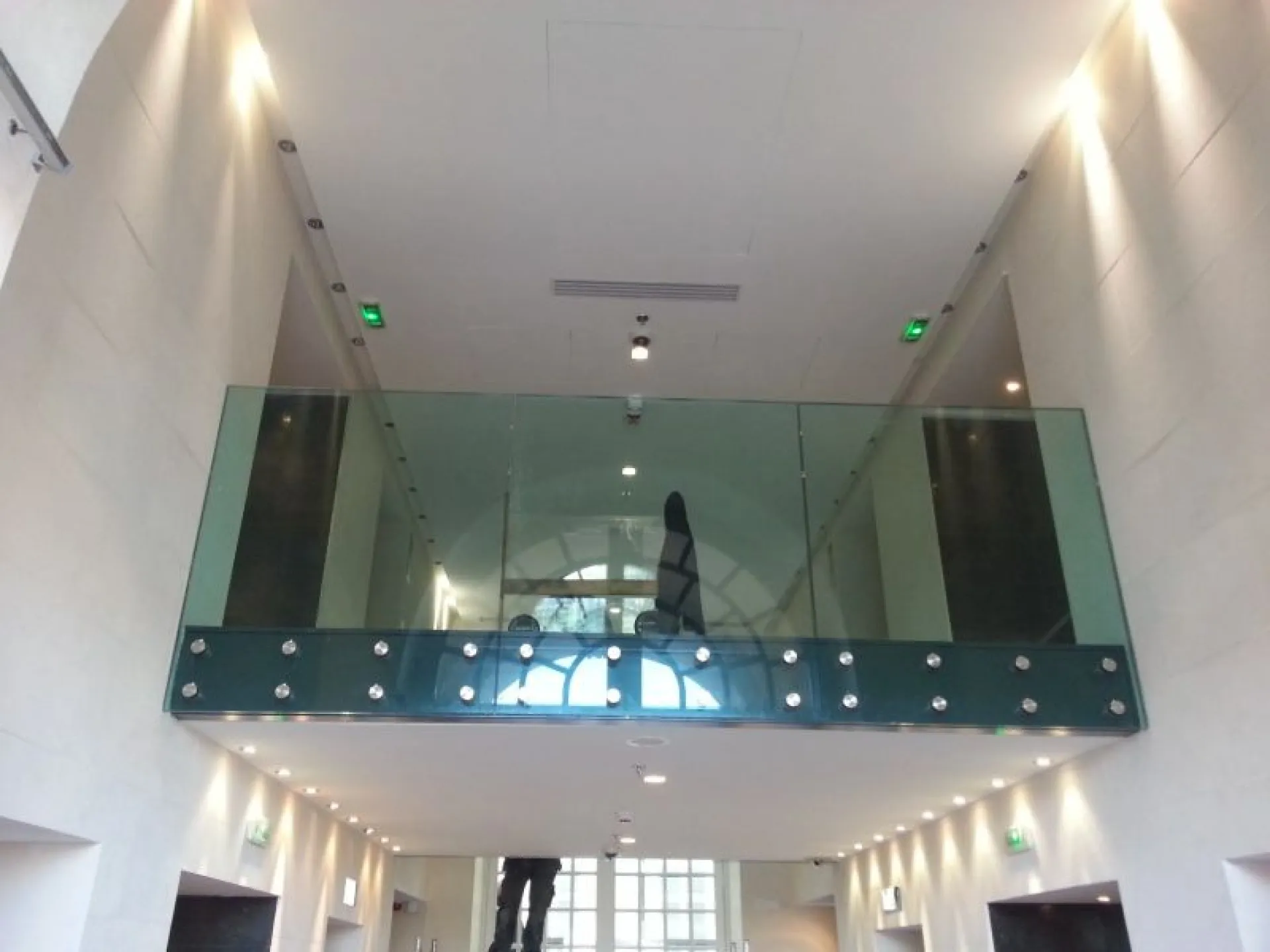 Prix rampe d'escalier en verre trempé sur Salon de Provence 