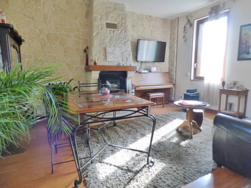 cherche maison 3 chambres proche écoles à elbeuf 76500