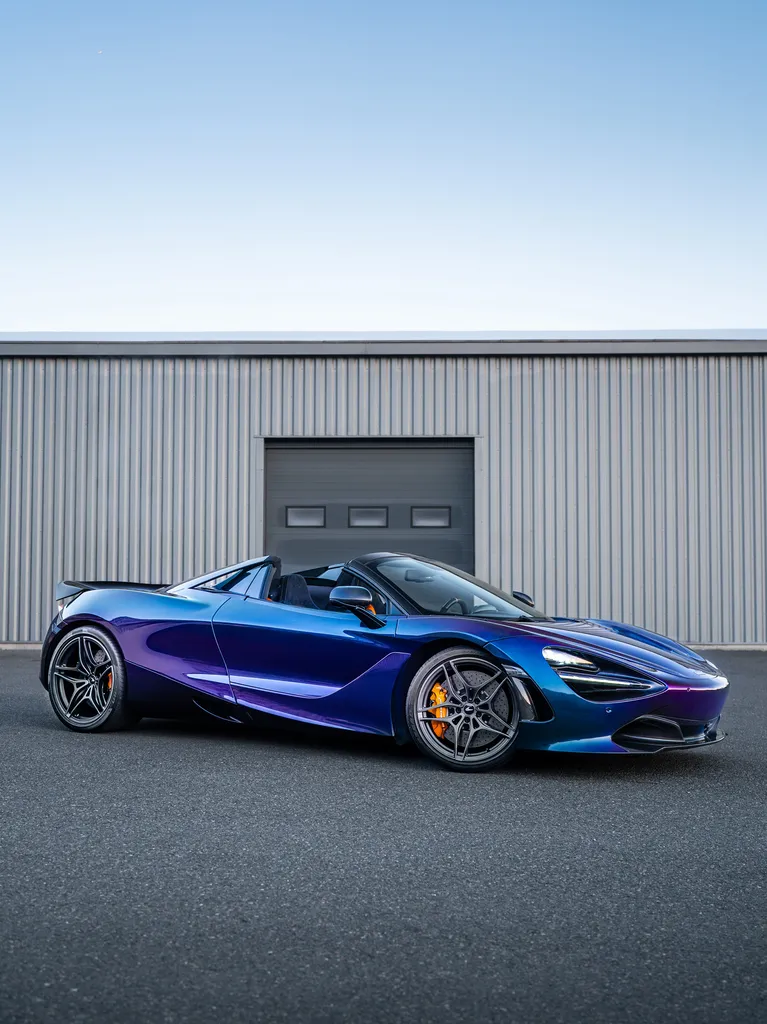 Protection coloré sur cette Mclaren 720s