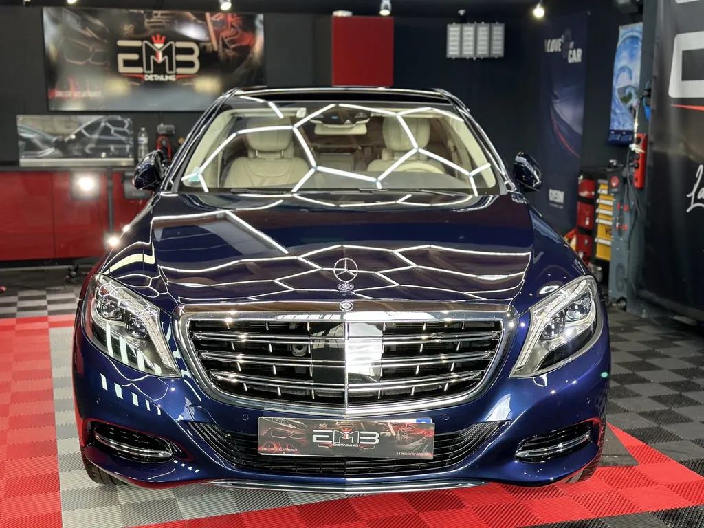 polissage carrosserie DETAILING traitement céramique lyon Mercedes Maybach