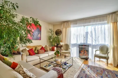 Visite virtuelle d'un appartement à Neuilly sur seine dans le 92