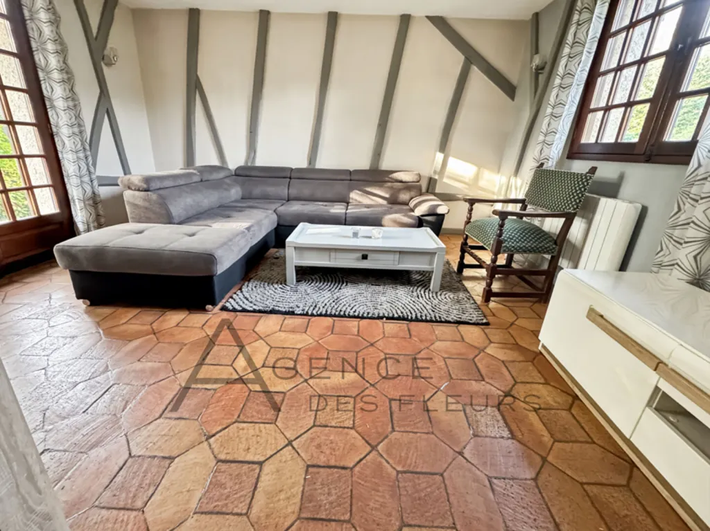 A vendre, jolie maison de 90m² sur un terrain de 2413 m² située au Bosc du Theil 27370