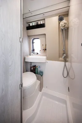 SALLE DE BAIN AVEC LAVABO FIX