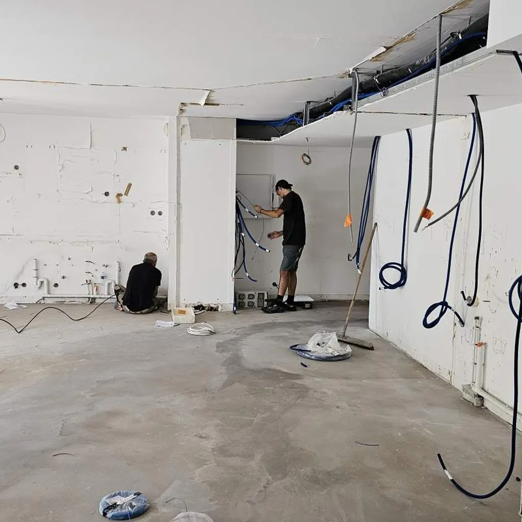 Architecte d’intérieur à Toulouse pour la rénovation d’appartements de standing avec redistribution d’espaces et conseils avant achat immobilier