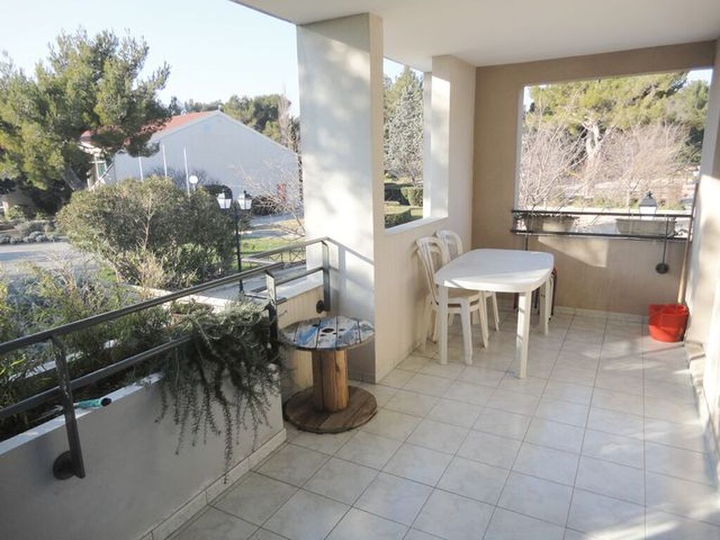 T2 avec garage et terrasse à vendre Roquefort la Bédoule