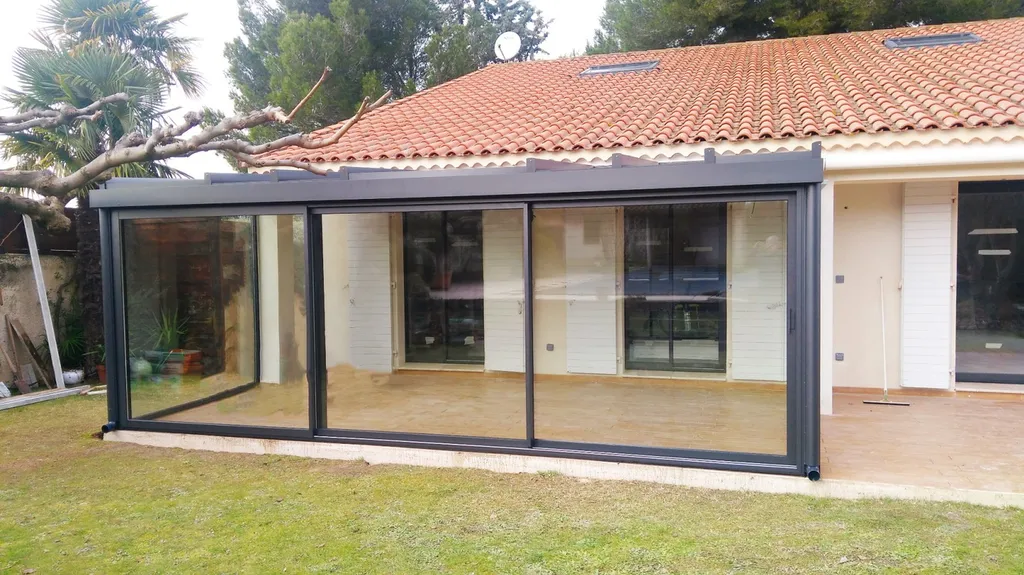 véranda en aluminium Technal à Auriol