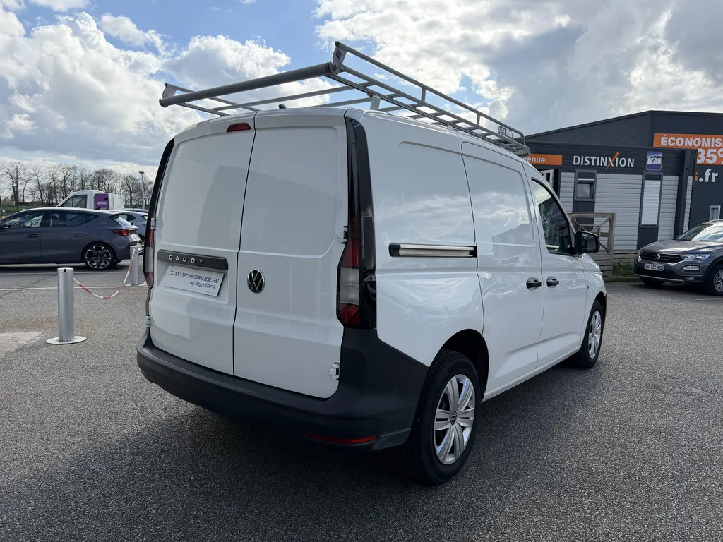 Volkswagen Caddy Cargo occasion diesel près de Rouen utilitaire fiable économique idéal professionnels Normandie livraison rapide