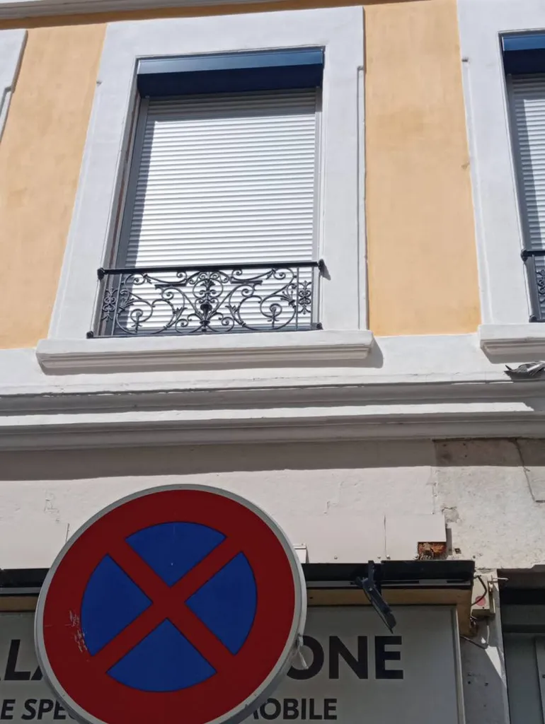 Installation de nouvelles fenêtres en PVC à Lyon 69005 proche de Tassin-la-Demi-Lune