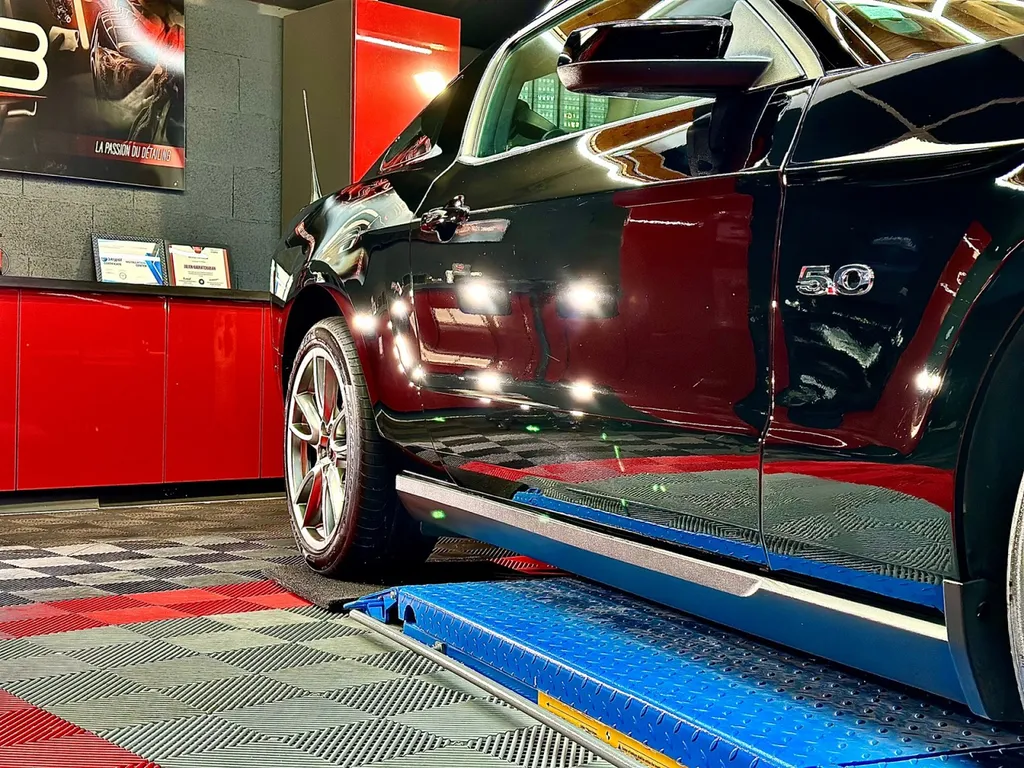 Rénovation carrosserie polissage traitement céramique Lyon Ford Mustang Shelby GT 500