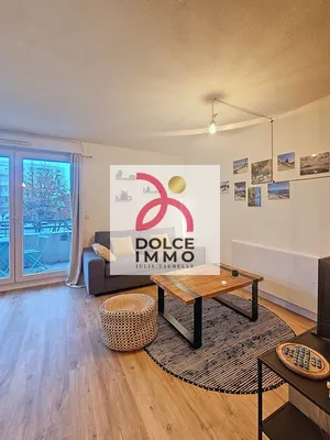 cherche logement sur Bordeaux proche TRAM, FACS, écoles supérieures