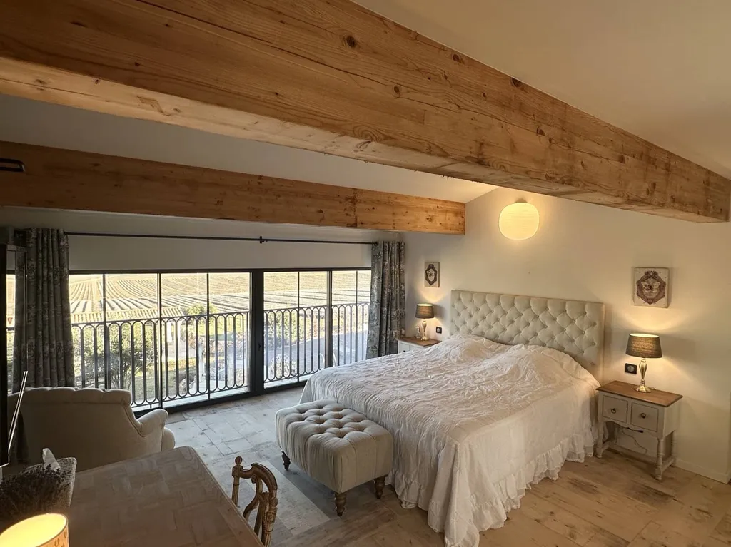 guest house in luberon