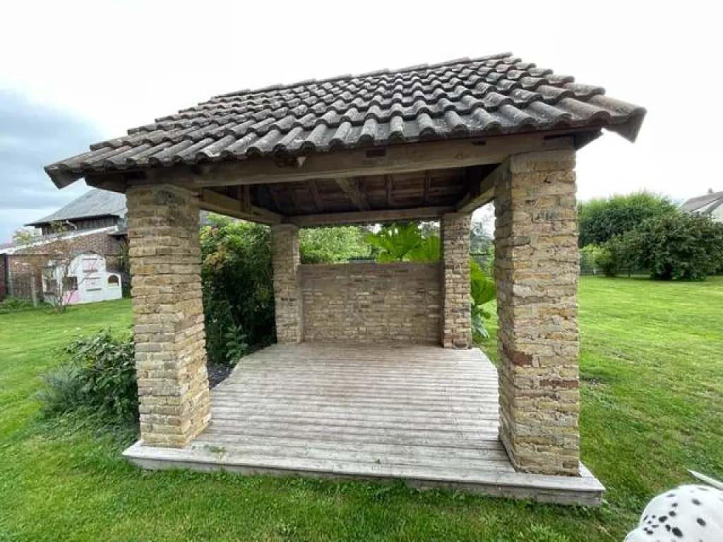 A ACHETER MAISON DE MAÎTRE DE 142 m2. 4 CHAMBRES sur la commune de SAINT PIERRE LES ELBEUF