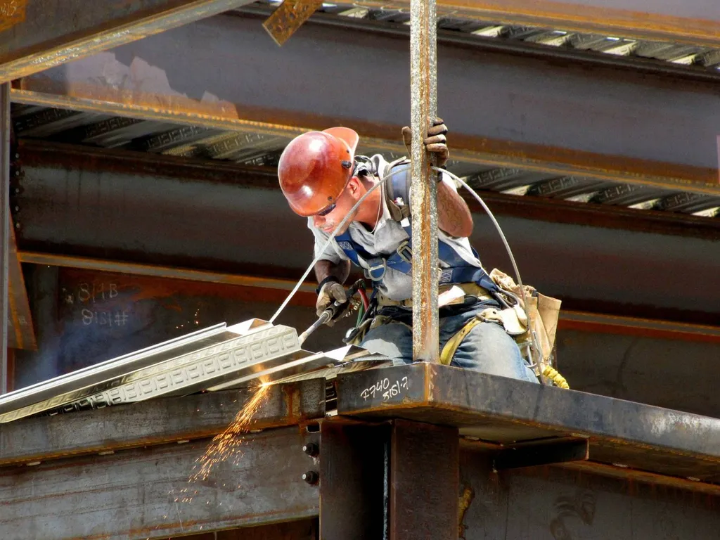 innovation video interactive pour la prévention des risques sur les chantiers, prévenir les dangers dans les entreprises