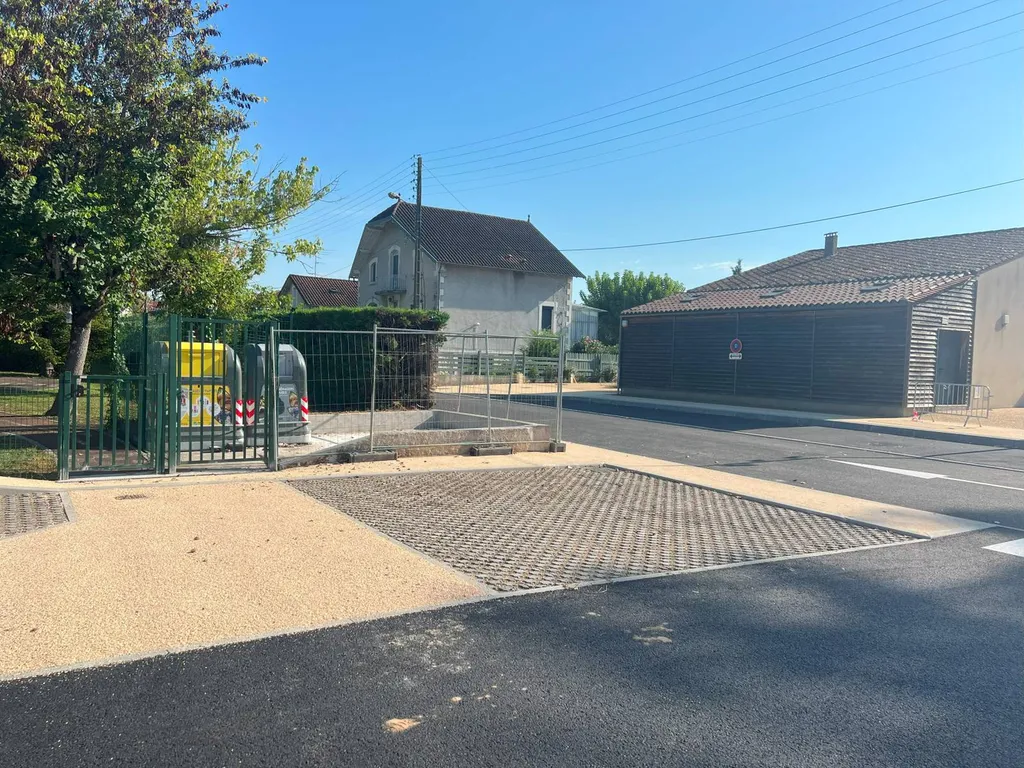 Trottoirs poreux et infiltrants revêtement perméable