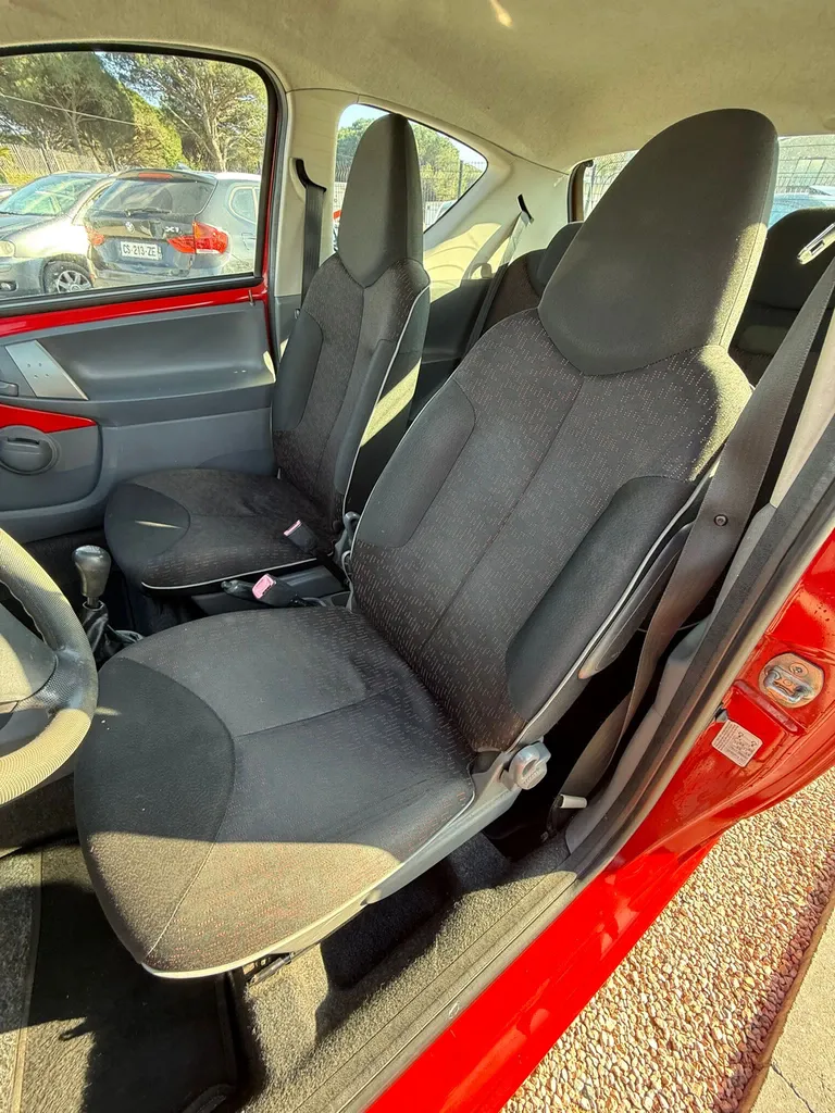 PEUGEOT 107 3 Portes 1.4 HDI 54CV 