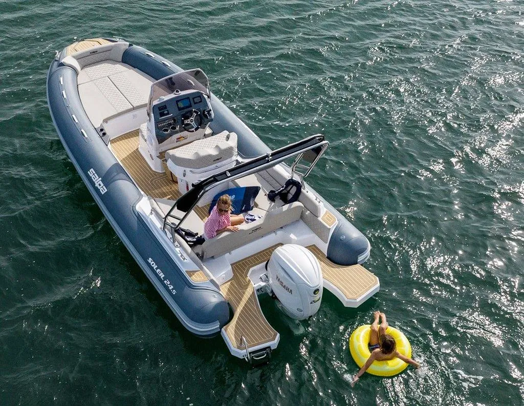 Concessionnaire de bateaux Salpa à Bandol