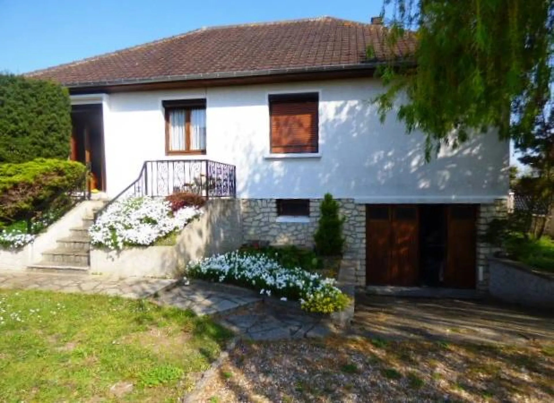 Où trouver à acheter plain pied 3 chambres avec jardin proche écoles à st aubin lès elbeuf 76