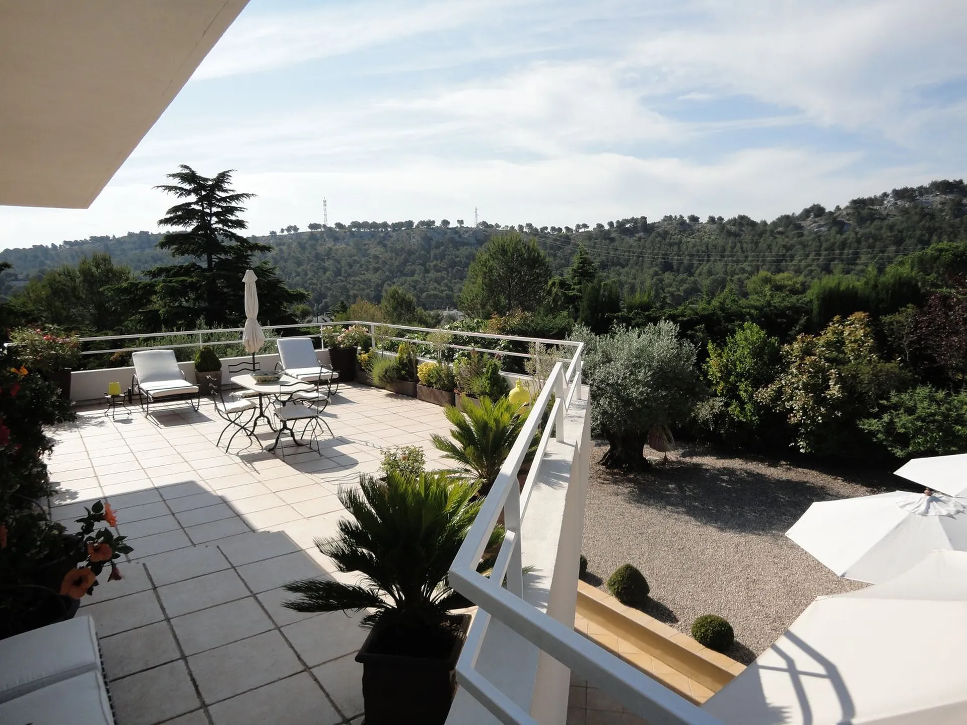 Maison T5 de 185m² à vendre sur Carnoux