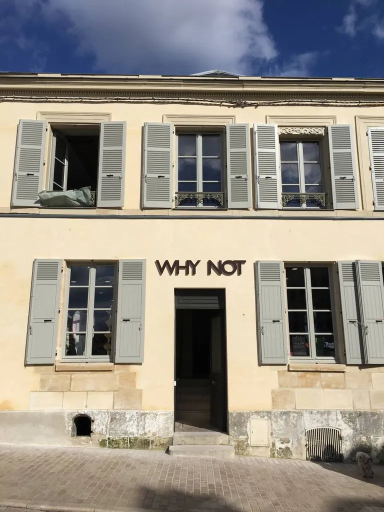 enseigne lettres découpées design noir