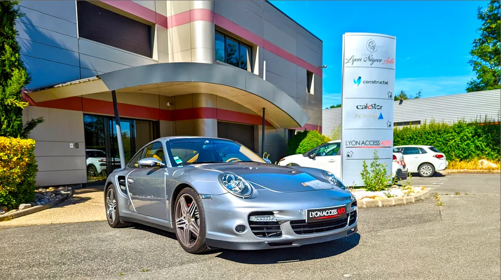 Porsche 911 Turbo 997 chez Lyon Access Auto près de Villefranche sur Saône