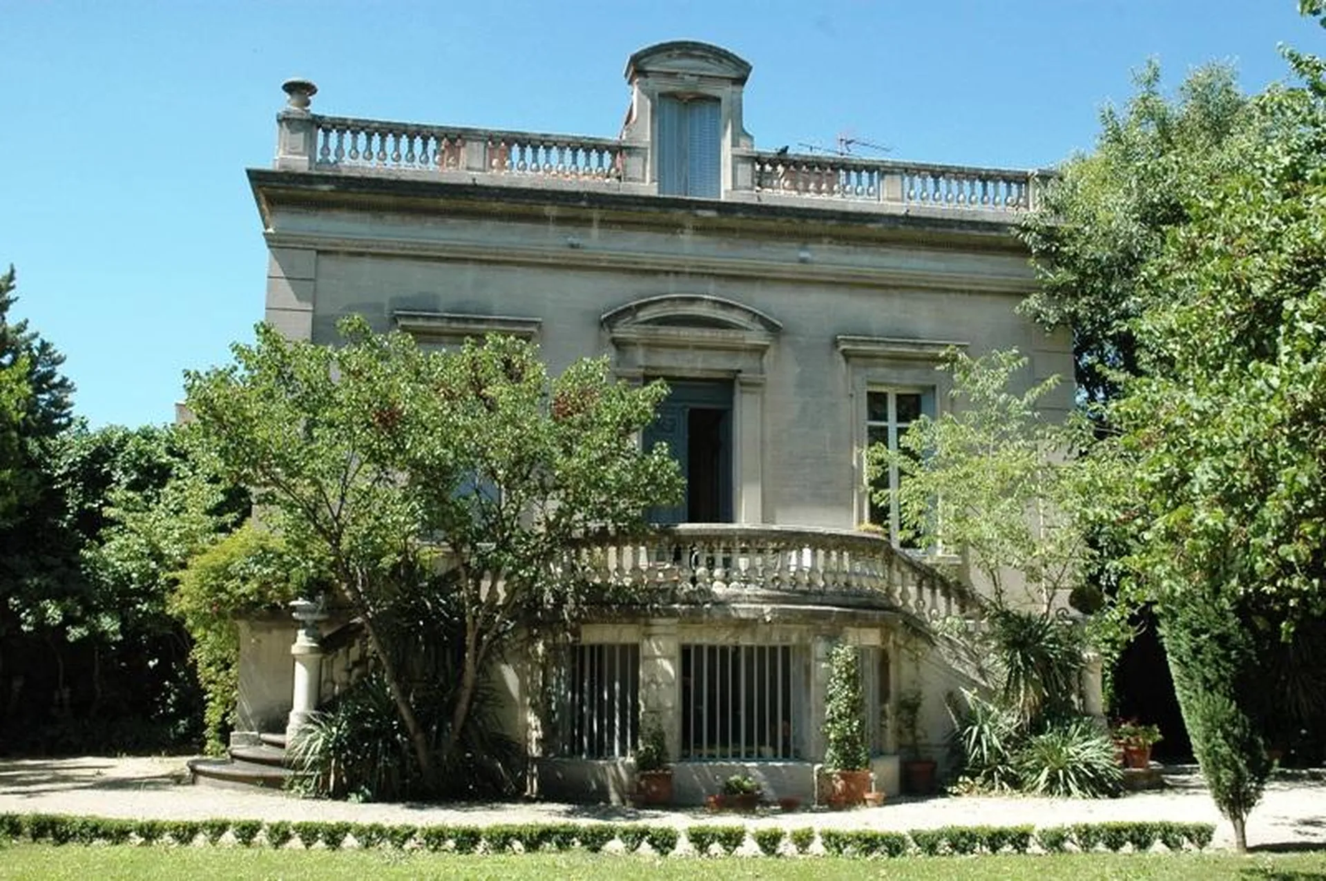 Avignon, propriété exceptionnelle proche des remparts.