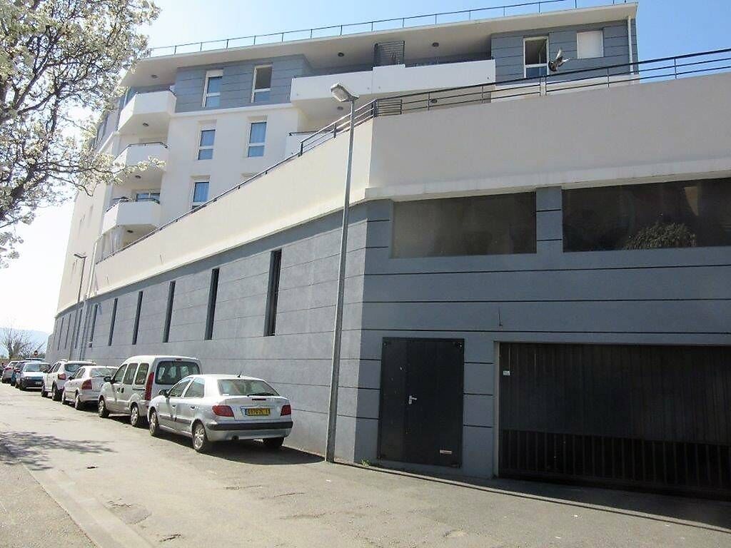 achat local commercial aubagne