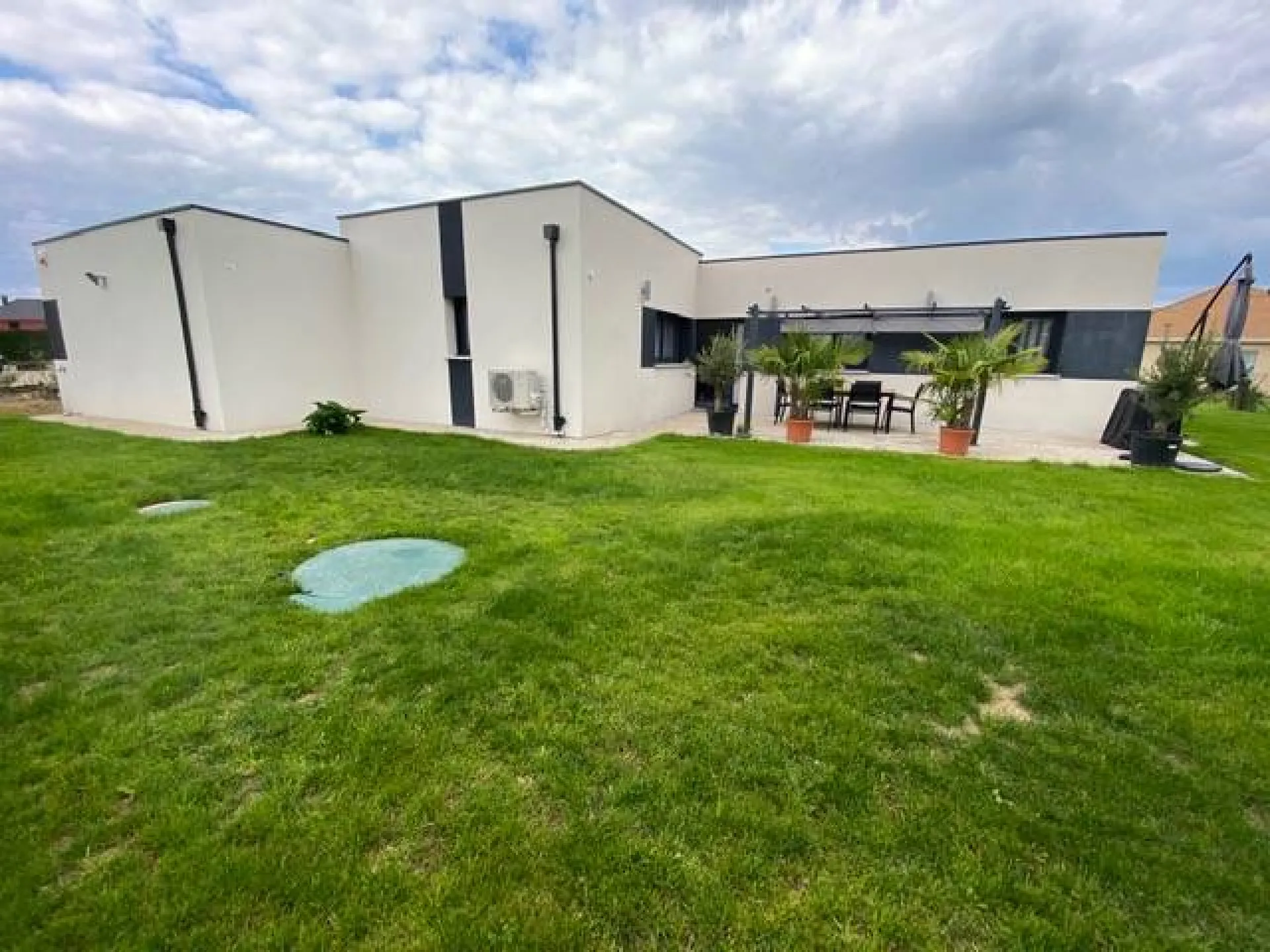 Magnifique pavillon plain-pied contemporain de 2019 avec garantie décennale et dommage ouvrage