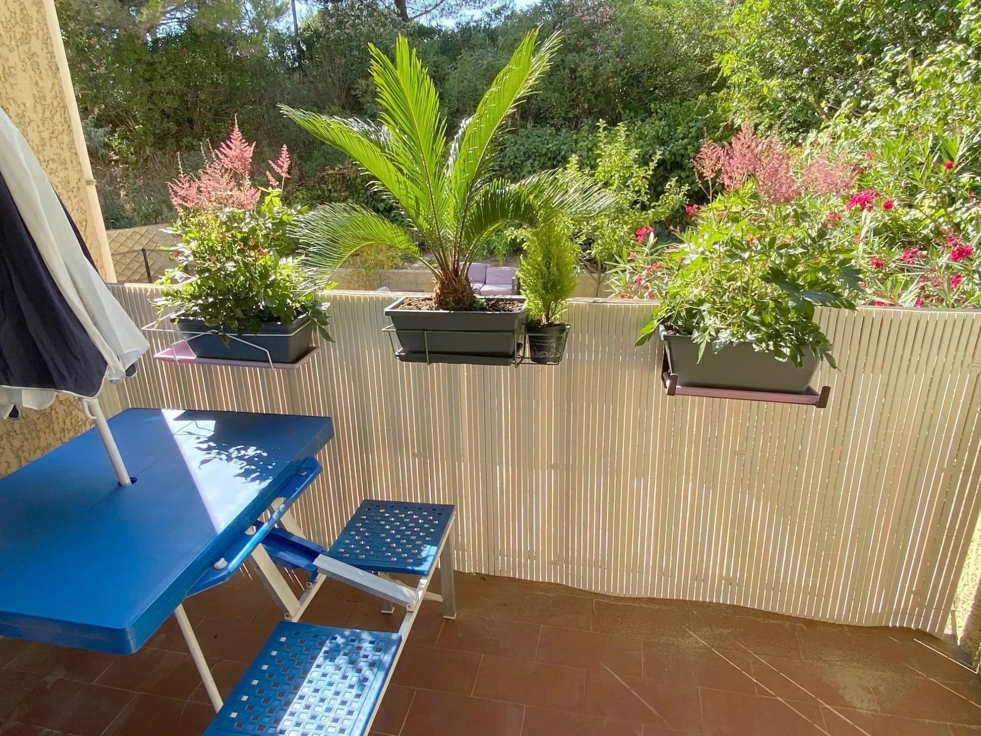 appart avec belle vue roquefort la bédoule