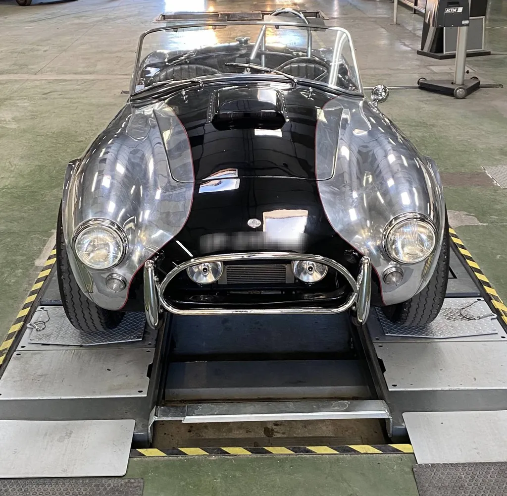 Une AC Cobra contrôlée dans votre centre Autosur Martigues dans les Bouches-du-Rhône